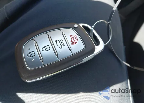 2016 Hyundai Elantra Value Edition z USA, uszkodzony, nr VIN 5NPDH4AE6GH672797